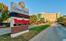 Grand Harbor Resort And Waterpark Dubuque Ia
